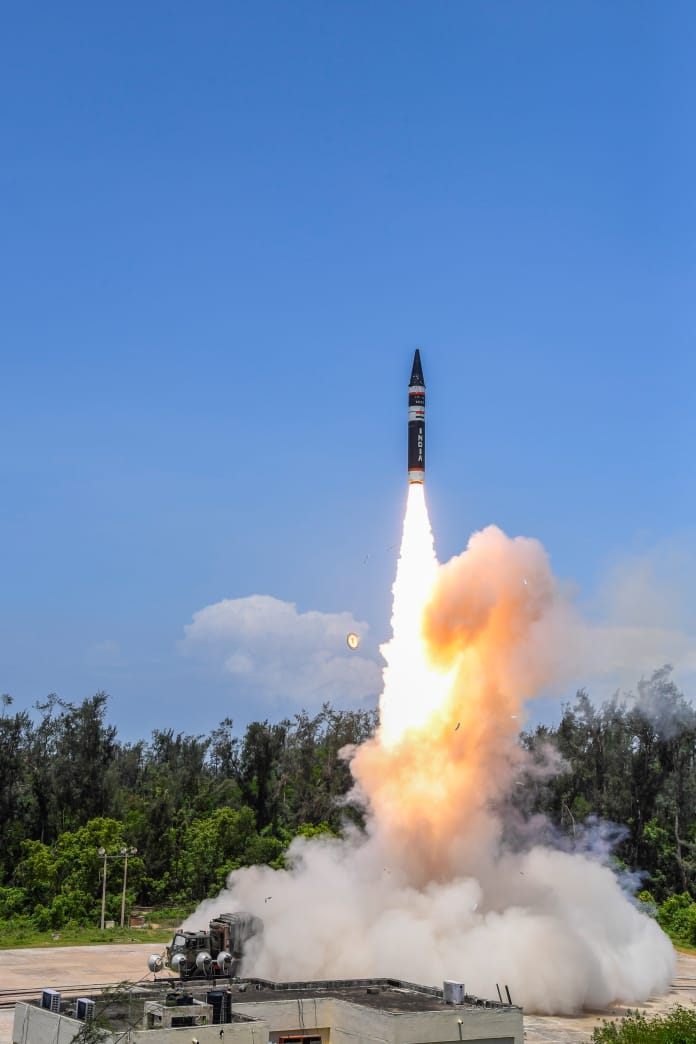DRDO ने नई पीढ़ी की ‘अग्नि पी’ बैलिस्टिक मिसाइल का सफलतापूर्वक परीक्षण किया, रक्षामंत्री ने दी बधाई