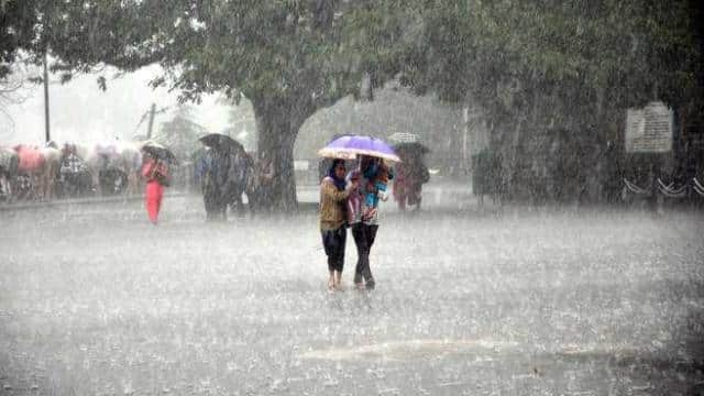वर्षा अलर्ट: मौसम विभाग द्वारा कई जिलों में ऑरेंज अलर्ट, कुछ स्थानों पर भारी बारिश के भी अनुमान
