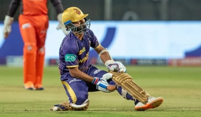 KKR को लगा बड़ा झटका, मांसपेशियों में खिंचाव के कारण ये खिलाड़ी हुआ IPL से बाहर