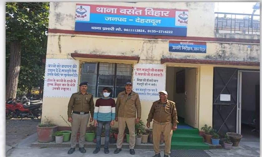 पुलिस को मिली बडी सफलता, मयूर विहार क्षेत्र में हुई चोरी की बड़ी घटना का किया खुलासा