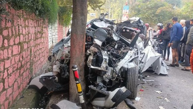 Dehradun Car Accident: दिल दहलाने वाला सड़क हादसा, छह युवकों की मौत