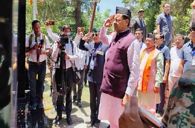थराली में शौर्य महोत्सव का भव्य शुभारंभ, CM धामी ने शहीदों को किया नमन