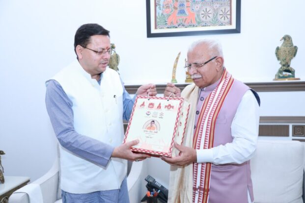 मुख्यमंत्री धामी ने जल-विद्युत परियोजनाओं के विकास और पीएम आवास योजना में विशेष सहायता का किया आग्रह