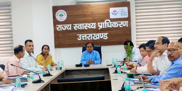 आयुष्मान कार्ड अब परिवार रजिस्टर से भी बनेंगे: मंत्री