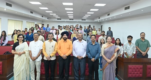 संवाद, शोध और व्यावसायिक कौशल पर कार्यक्रम का आयोजन