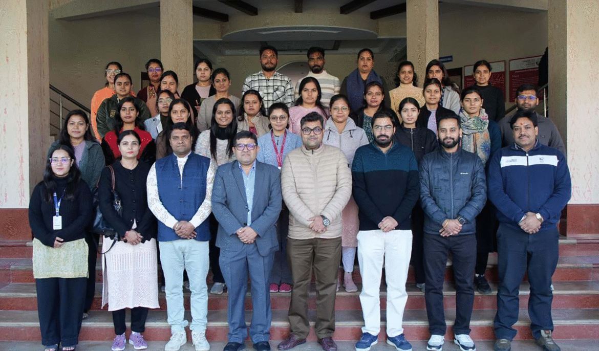 गणित है नवाचार की आधारशिला: ग्राफिक एरा में प्रो. आदर्श आनंद का प्रेरक सत्र