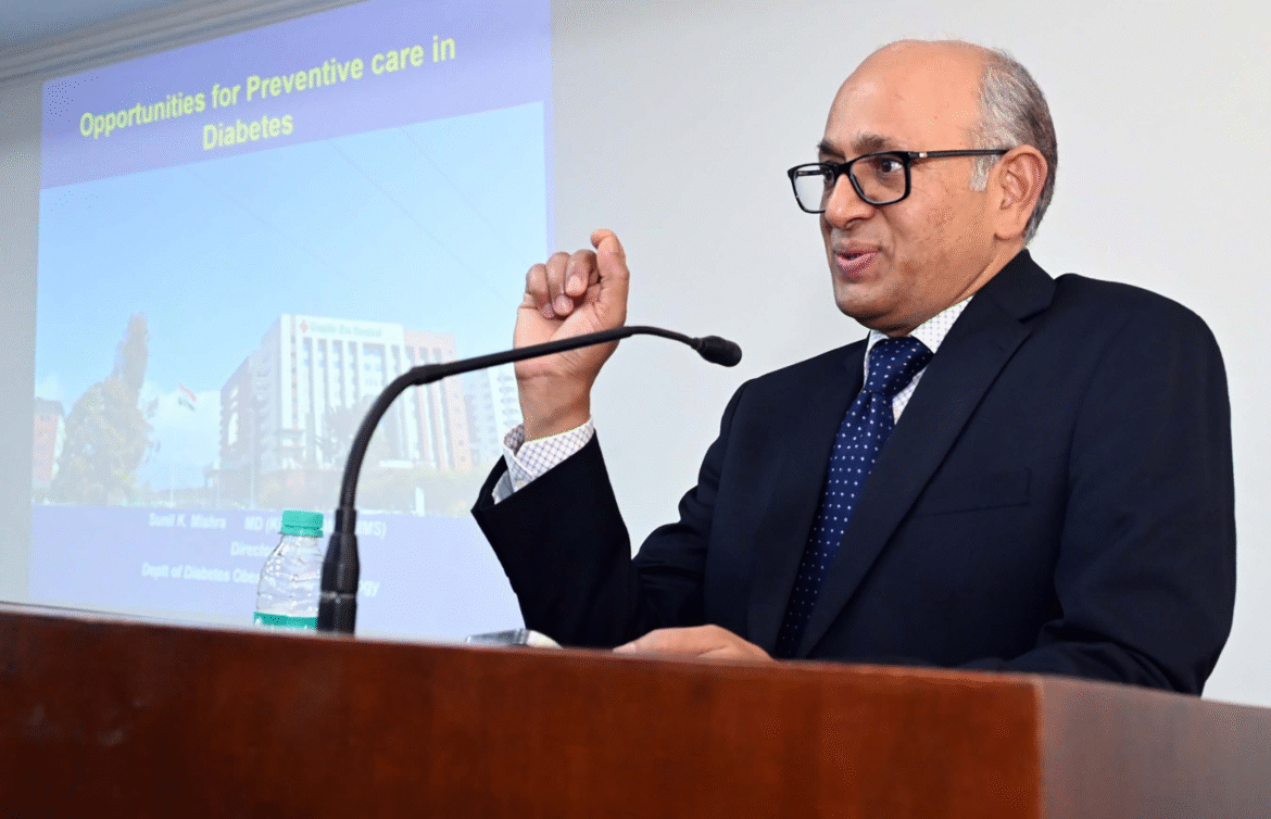 ग्राफिक एरा में डायबिटीज हेल्थ कैंप का आयोजन