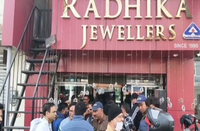 हल्द्वानी में करोड़ों की ज्वेलरी चोरी, गैस कटर से दीवार काटकर चोरों ने उड़ाया माल