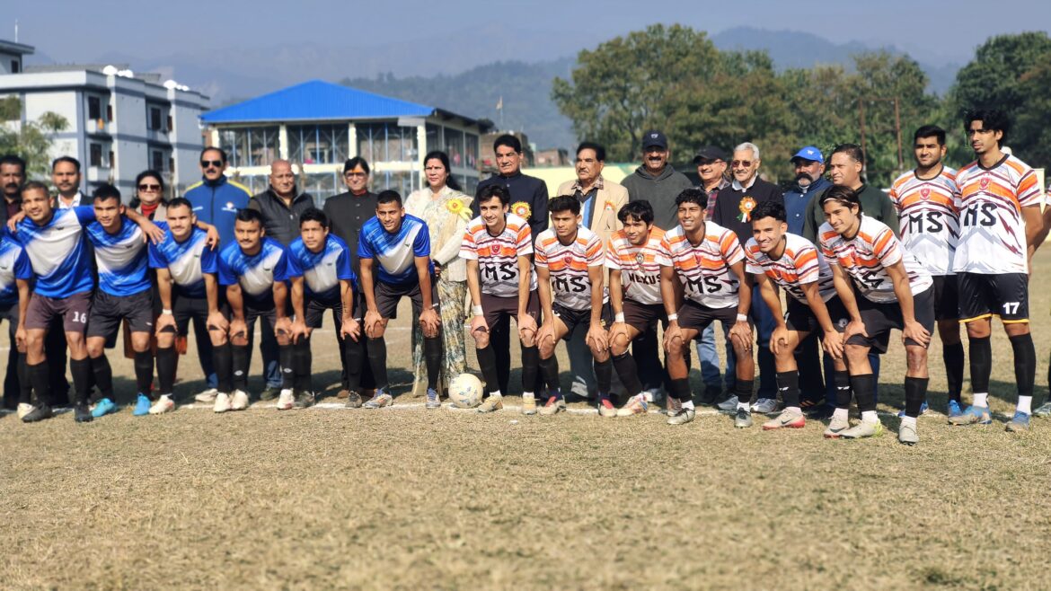 गढ़वाल कप में मेरठ स्पोर्टिंग का धमाका, 16वीं गढ़वाल राइफल्स को हराकर फाइनल में बनाई जगह