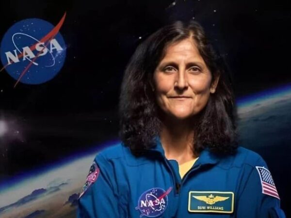27 साल की ऐतिहासिक सेवा के बाद NASA से रिटायर हुईं सुनीता विलियम्स