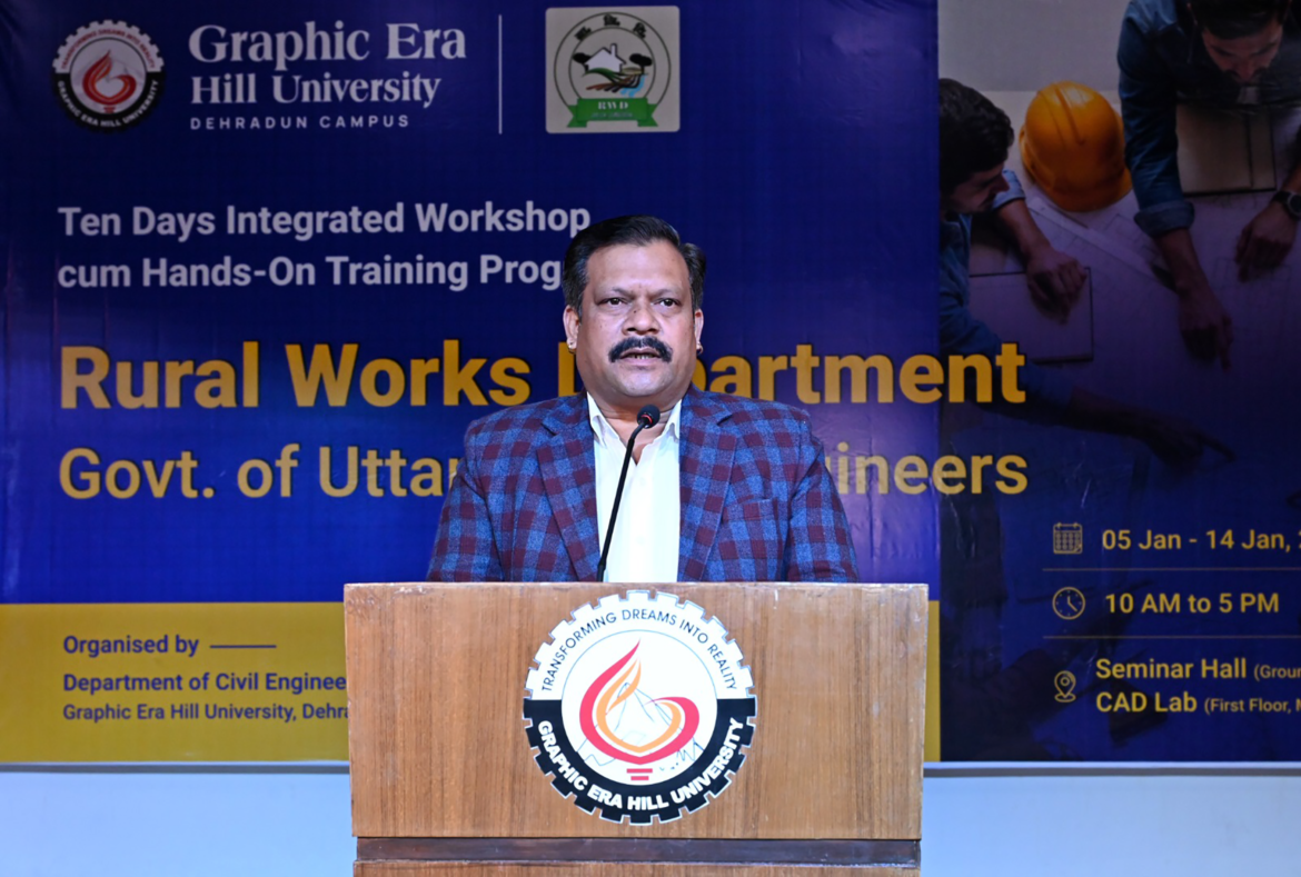 ग्राफिक एरा में ग्रामीण अभियंत्रण के इंजीनियरों की एआई की ट्रेनिंग