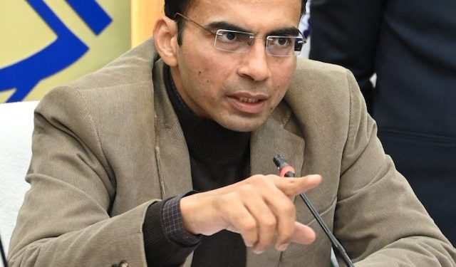 देहरादून में छात्रों की सुरक्षा पर बड़ा फैसला, 79 जर्जर सरकारी स्कूल भवन होंगे ध्वस्त