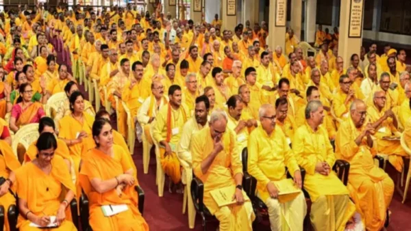 नेपाल आपदा: शांतिकुंज हरिद्वार ने बढ़ाया मदद का हाथ, 50 सदस्यीय दल राहत सामग्री लेकर रवाना