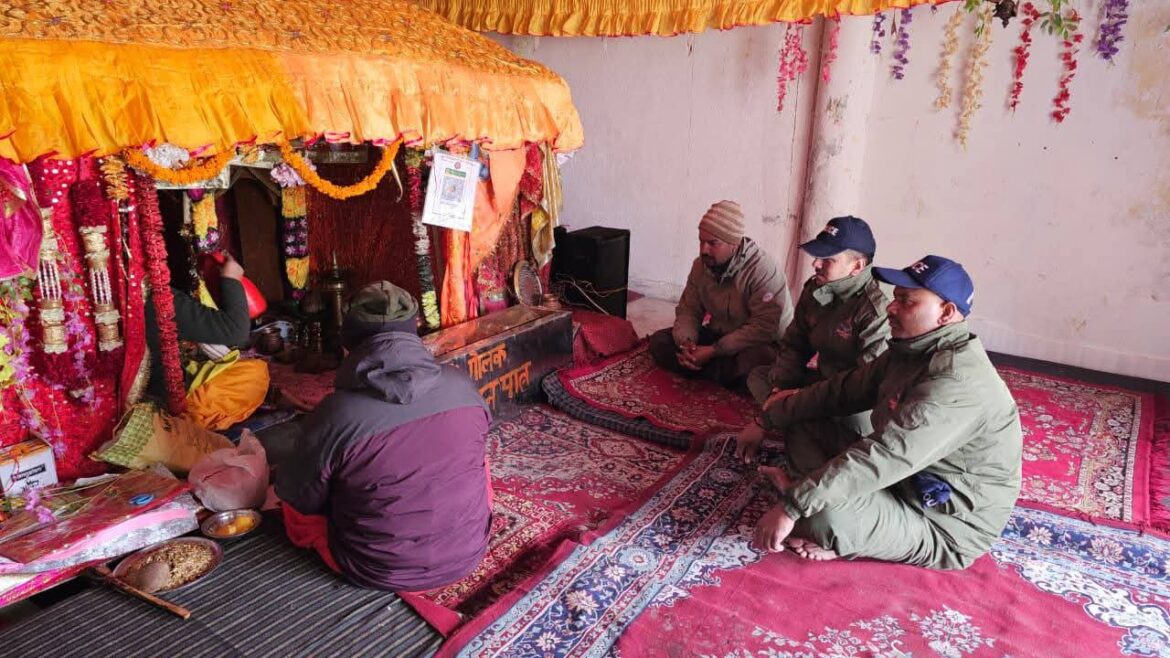 चमोली: शुभ मुहूर्त में खुले लोकपाल लक्ष्मण मंदिर के कपाट, शुरू हुई चार माह की यात्रा