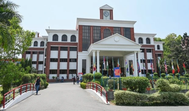 ग्राफिक एरा की उल्लेखनीय उपलब्धि, टीएचई एशिया रैंकिंग: 200–250 बैंड के साथ भारत में 18वां स्थान