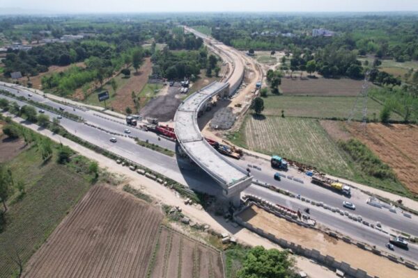 देहरादून में 12 किमी ग्रीनफील्ड बाईपास का निर्माण जारी, 44% कार्य पूरा—2027 तक मिलेगी बड़ी राहत