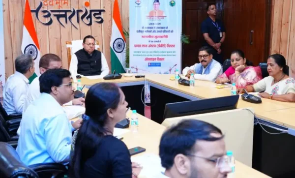 उत्तराखंड के 4400 से अधिक श्रमिकों को बड़ी सौगात, मुख्यमंत्री धामी ने DBT से भेजे 11 करोड़ रुपये