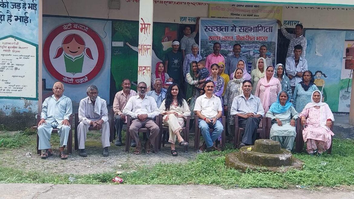 कैंचीवाला में किसानों ने लिया स्वच्छता और पर्यावरण संरक्षण का संकल्प