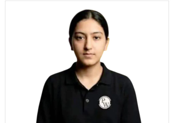 उत्तराखंड की साक्षी निजवाला ने रचा इतिहास, आईआईटी जैम 2026 में हासिल की ऑल इंडिया रैंक-1